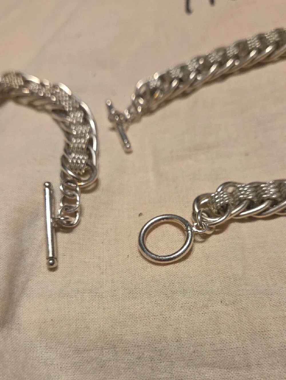 N/A stylish silver